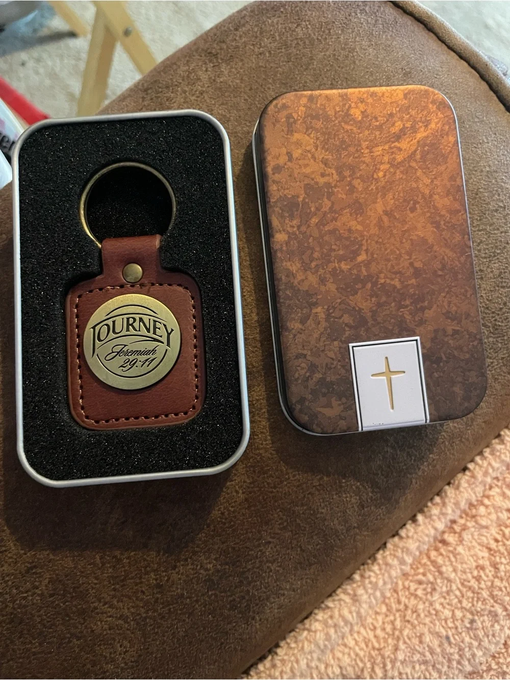 Journey Leather Keychain with Jeremiah 29:11 Plaque - Brown